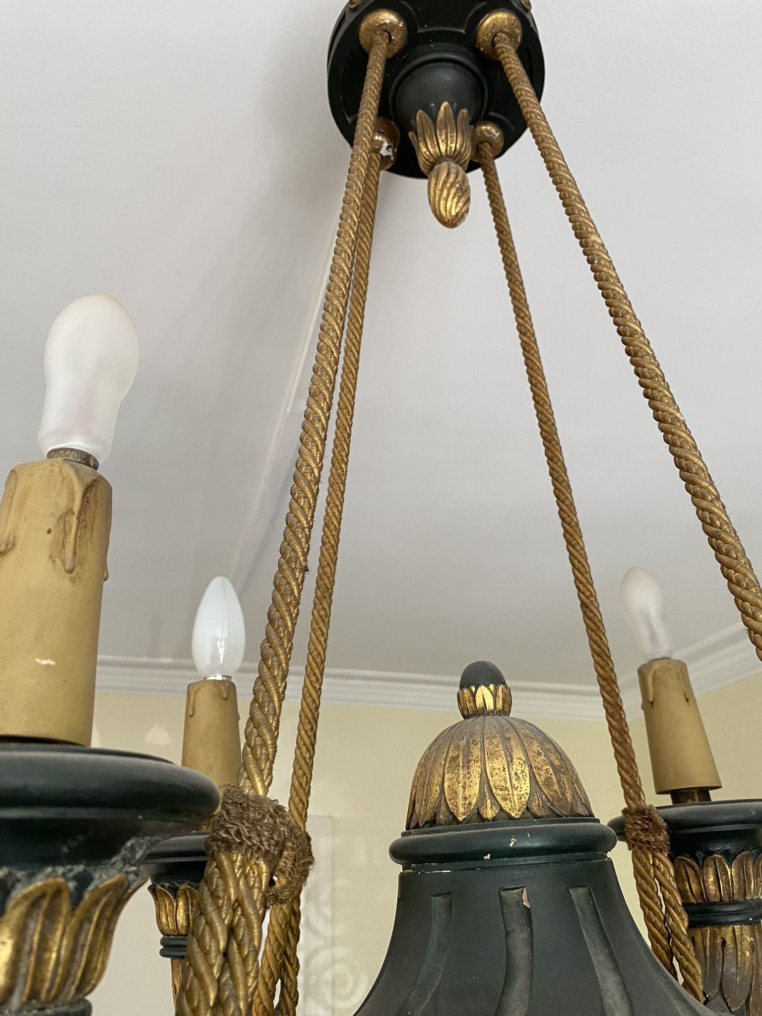 Empire style chandelier with four lights in sheet metal, bronze with patina and gilding