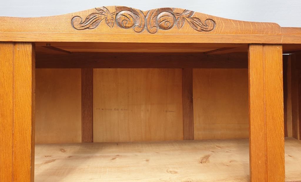 Library Art Deco cabinet curved lines L155