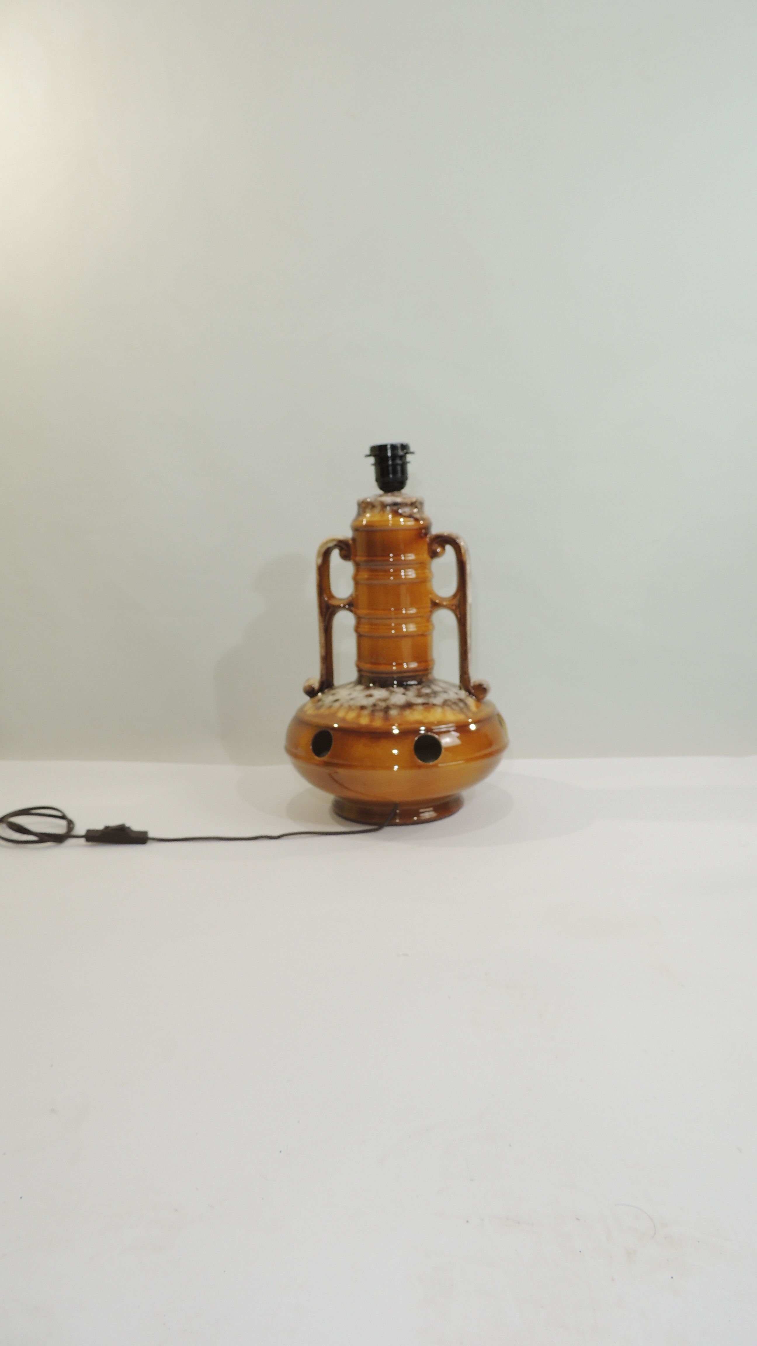 Fat lava mid-century ceramic/vintage floor lamp