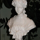 Bust of a woman art nouveau marianne style, beige patina very light