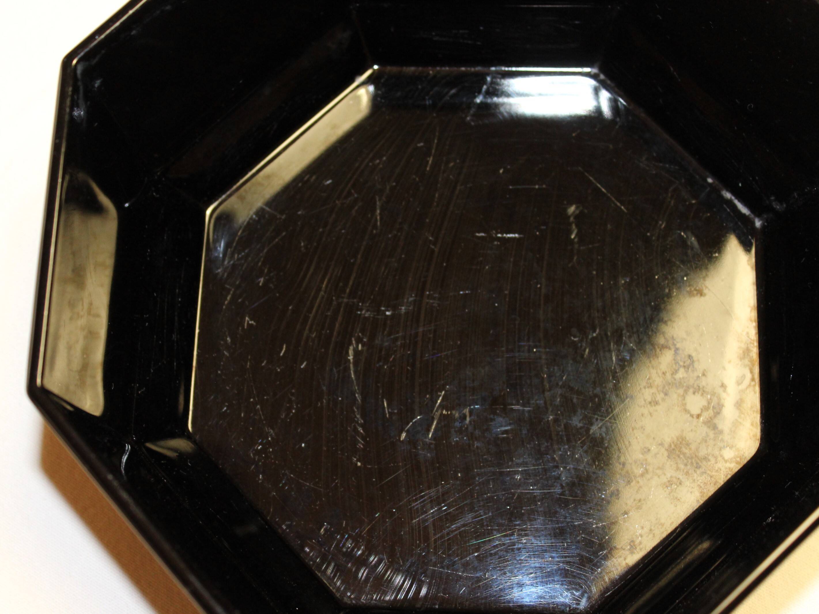3 black Arcoroc "Octime" serving dishes