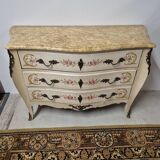 Louis XV style chest of drawers painted with flowers, Italian manufacture