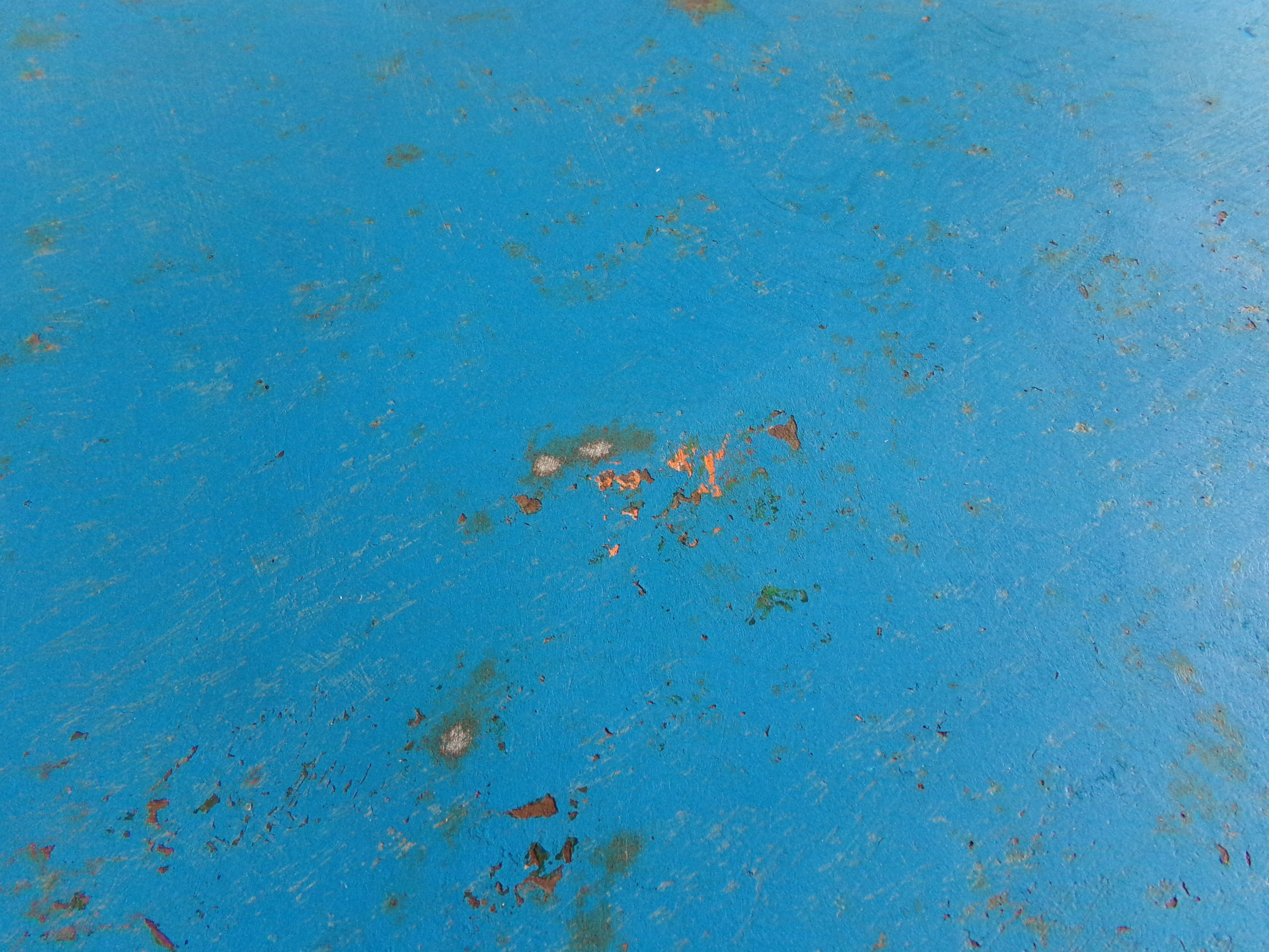 Ancienne table de jardin ronde en fer