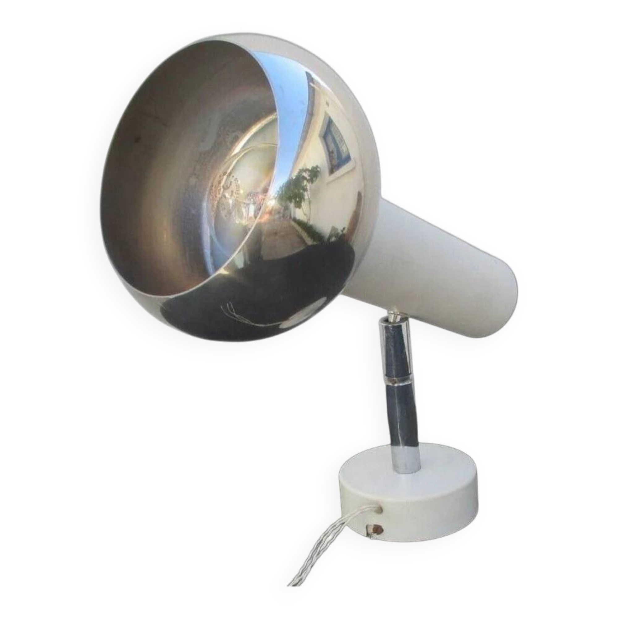 Modernist wall lamp from the Disderot era, Alain Richard adjustable spotlight.