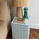 Table d’appoint cube bout de canapé carrelage mosaïque bleu ciel  joint blanc ora 30x30xh40cm