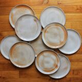 Flat plates in sandstone from the vintage 70s marsh