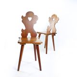 Chaise de salle à manger de style folklorique en bois, Tchécoslovaquie 1973