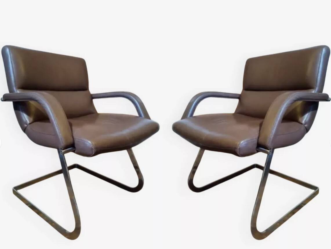 Paire de fauteuils vintages