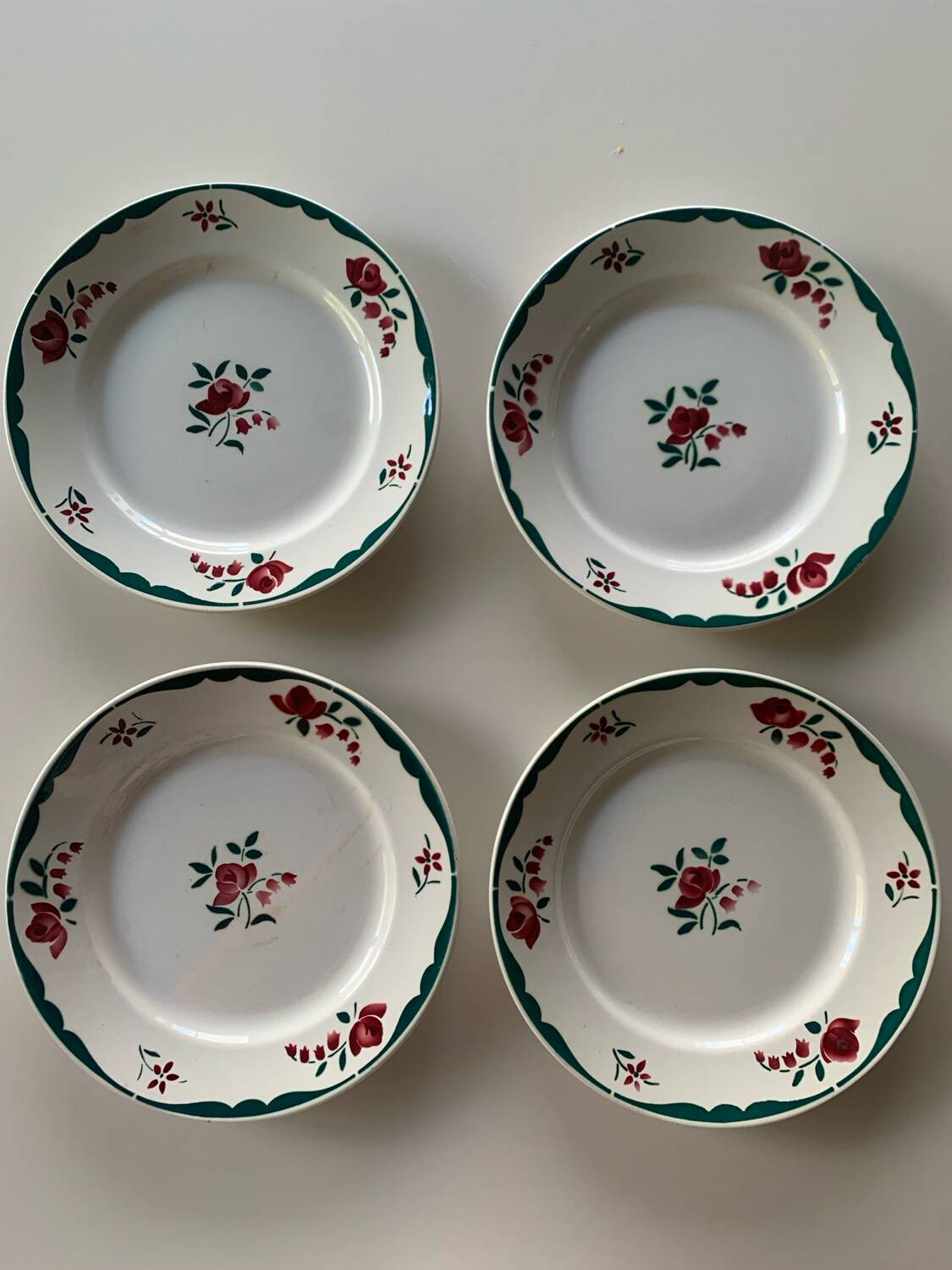 Badonviller earthenware dinner plates