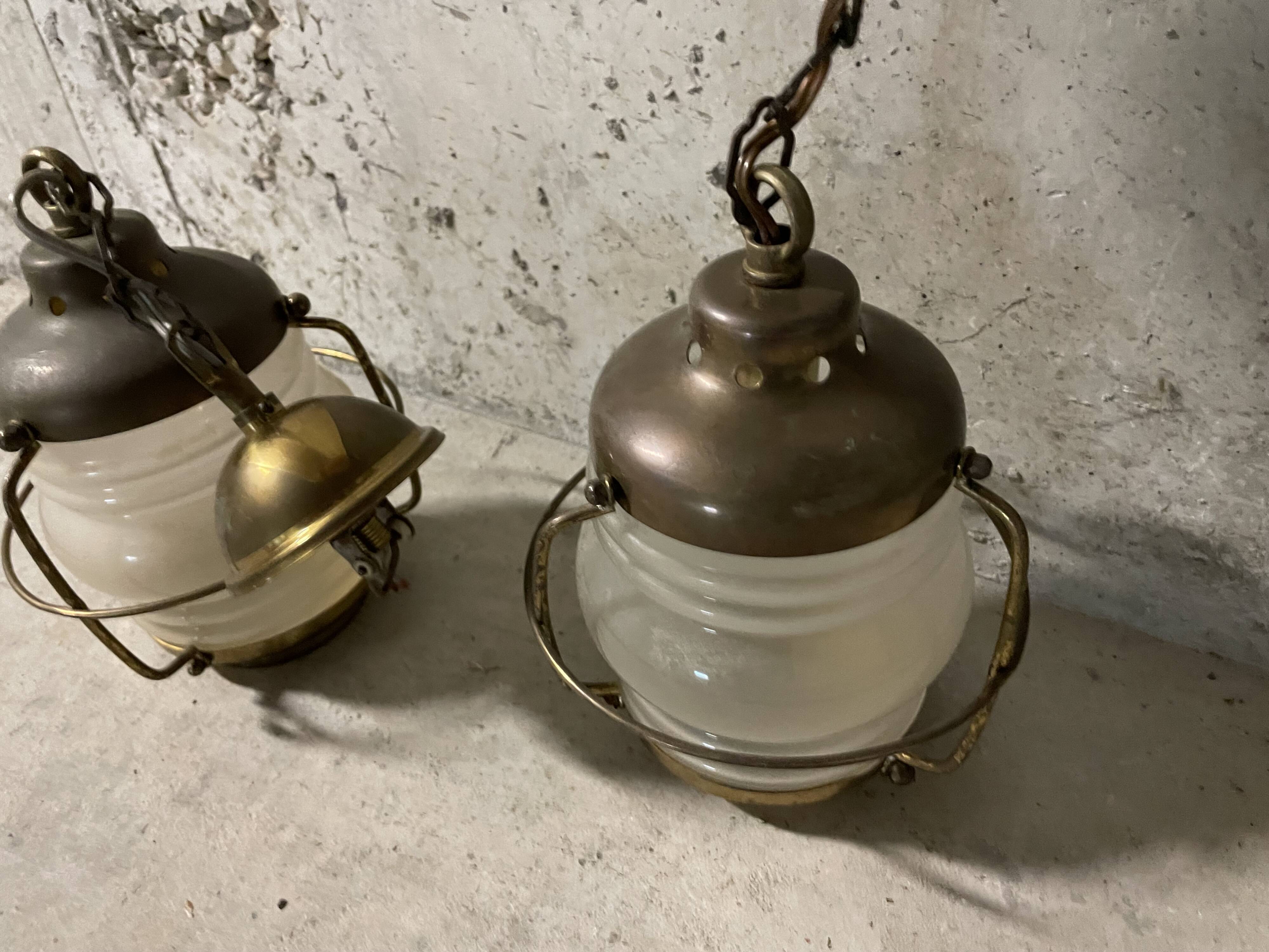 Pair of marine suspensions