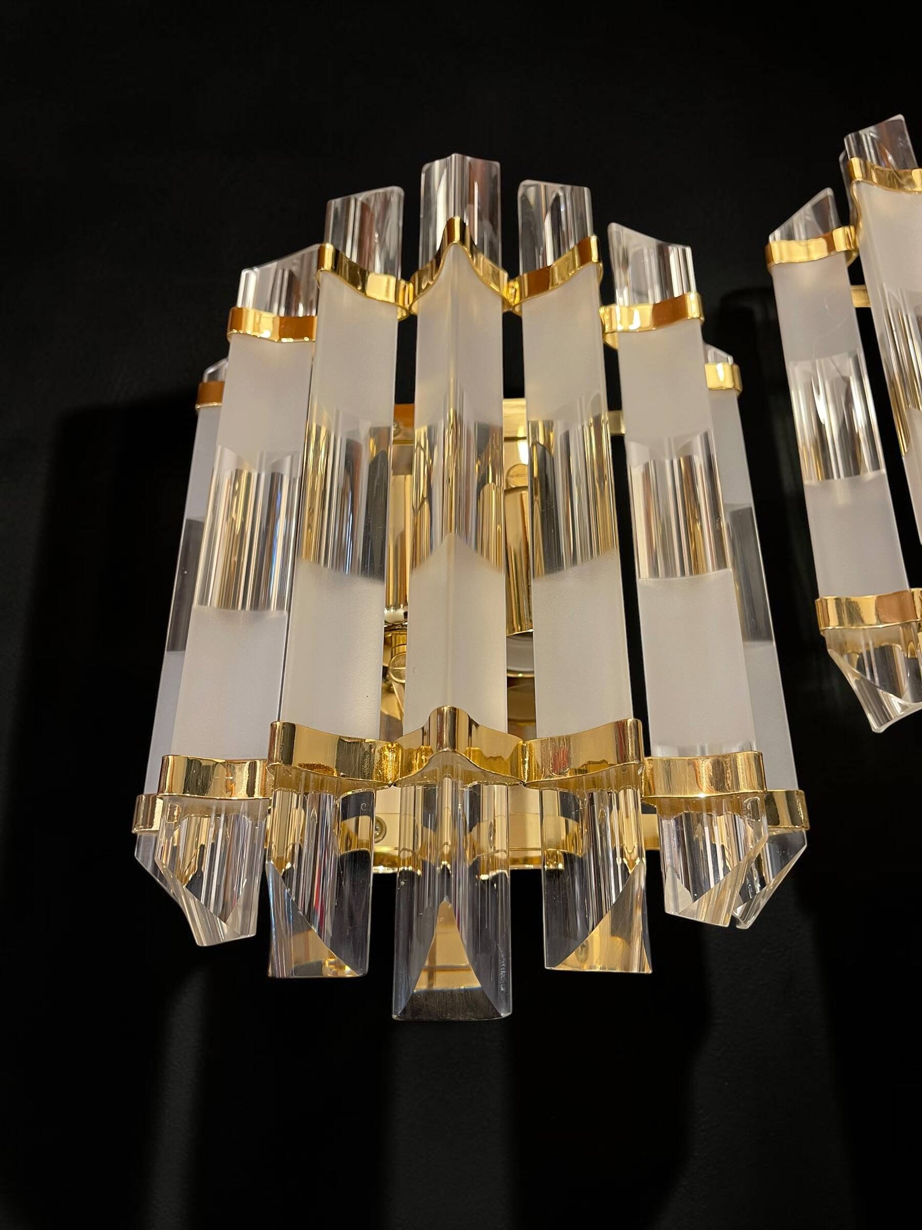 Pair of Venini wall lights 1980