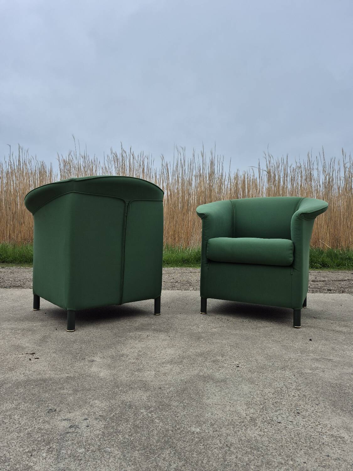 Set 2 vintage green Aura chair Paolo Piva Wittmann