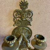 Paire d'appliques en bronze doré, 2 feux, de style Restauration.