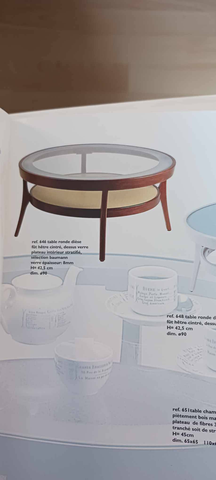Baumann round coffee table model Dièse 1990