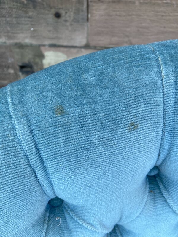 Fauteuil crapaud velours bleu