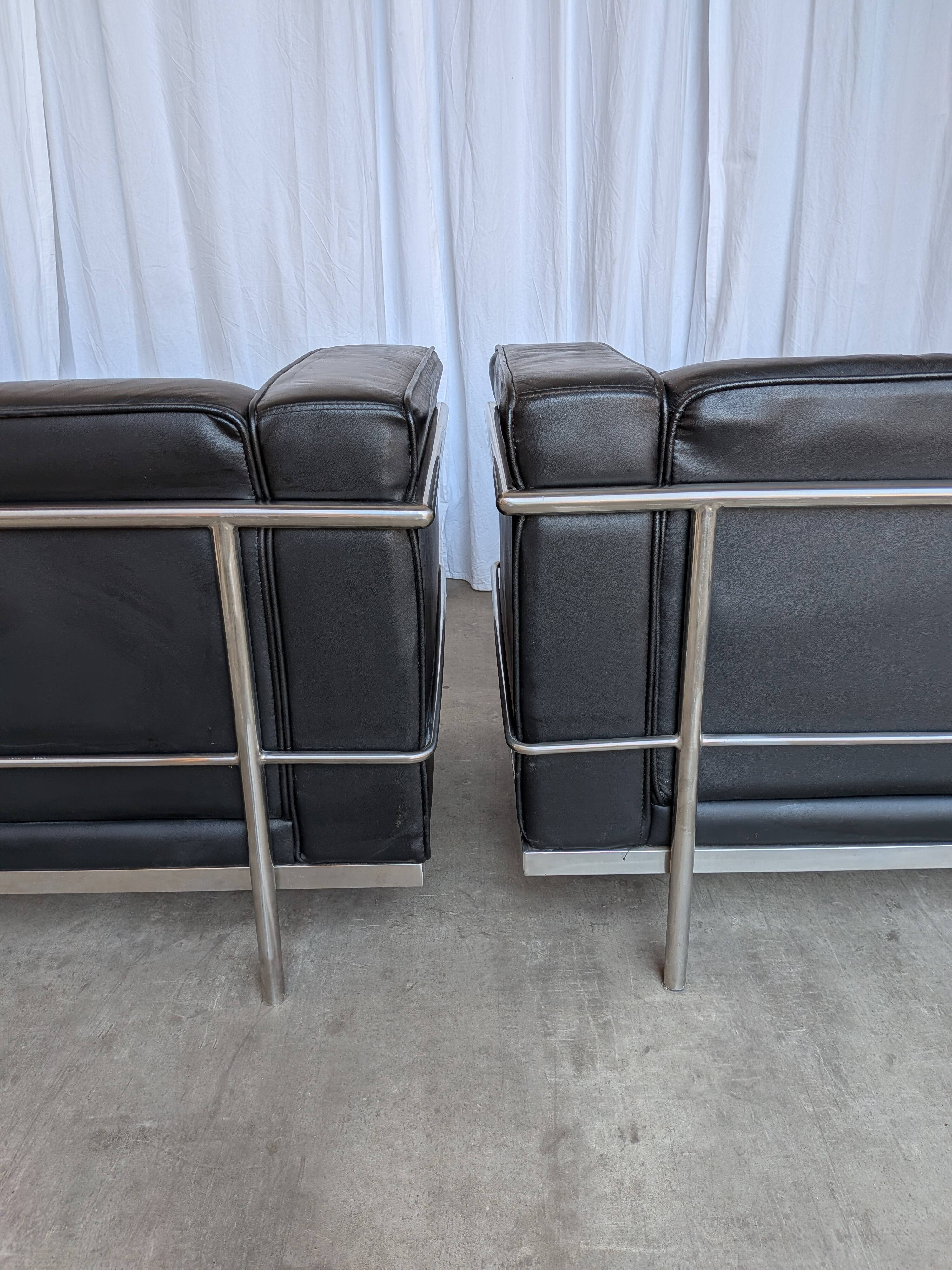 Set of 2 Mid-century Black Leather Lounge Chairs / Italian Design Armchairs