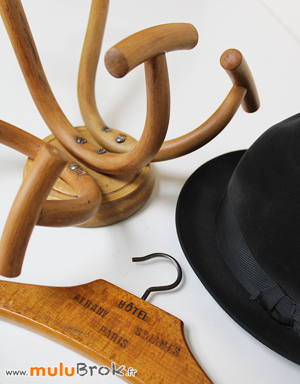 Fischel wooden coat rack