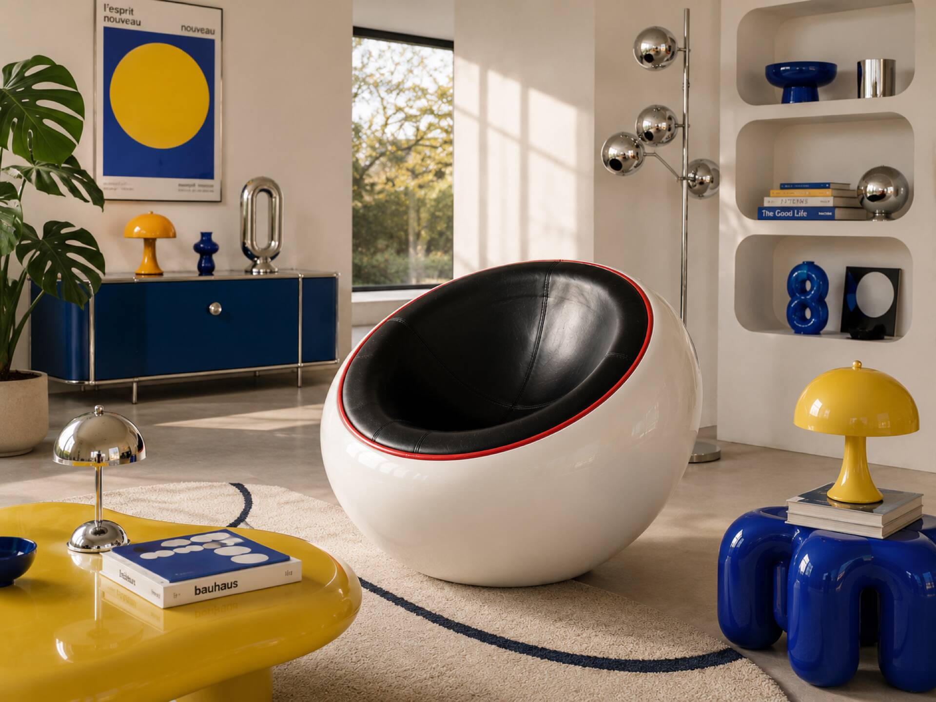 Egg Pod Ball Chair Space Age in fibreglass – 1960s/70s