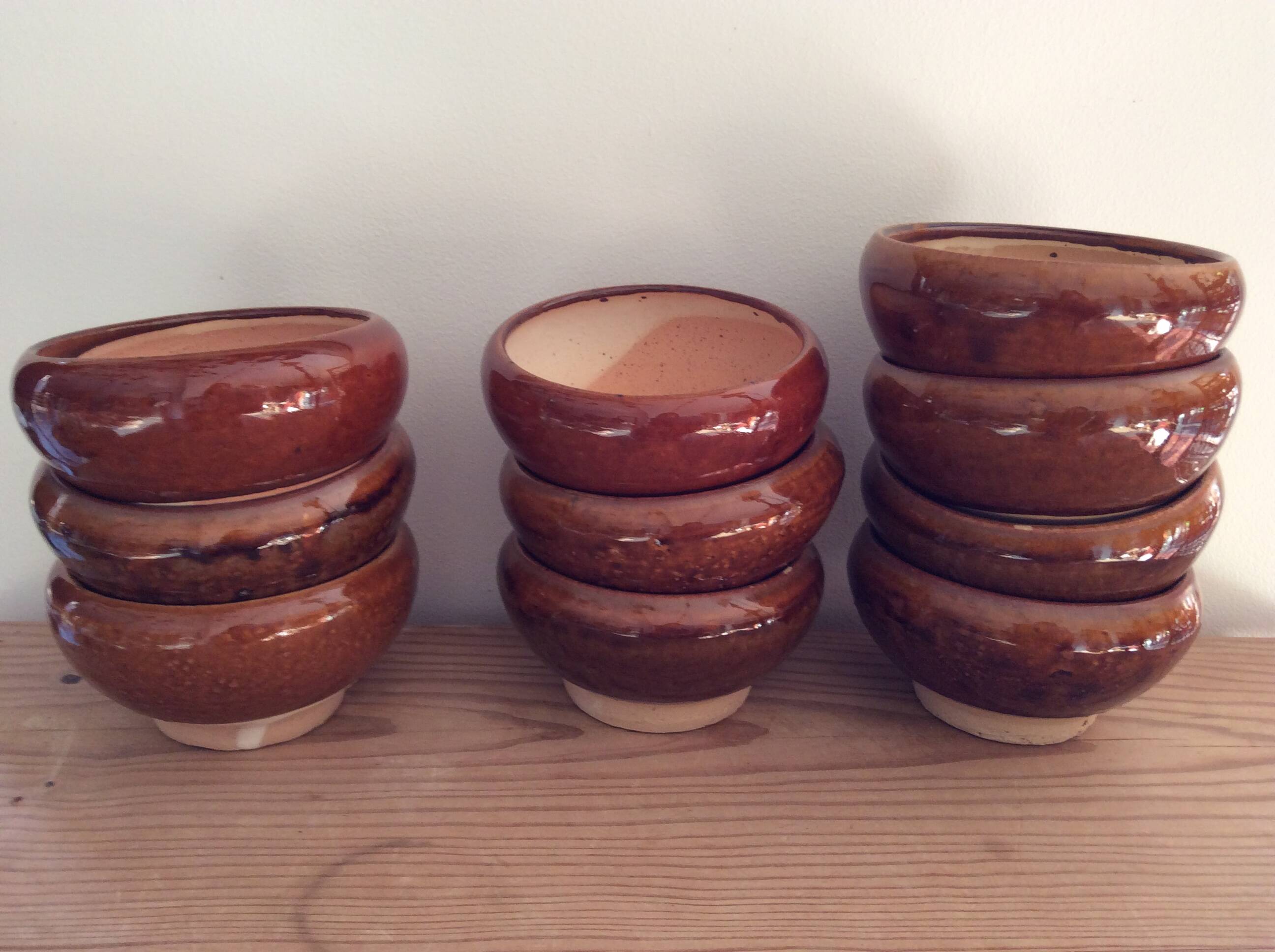 10 stoneware bowls