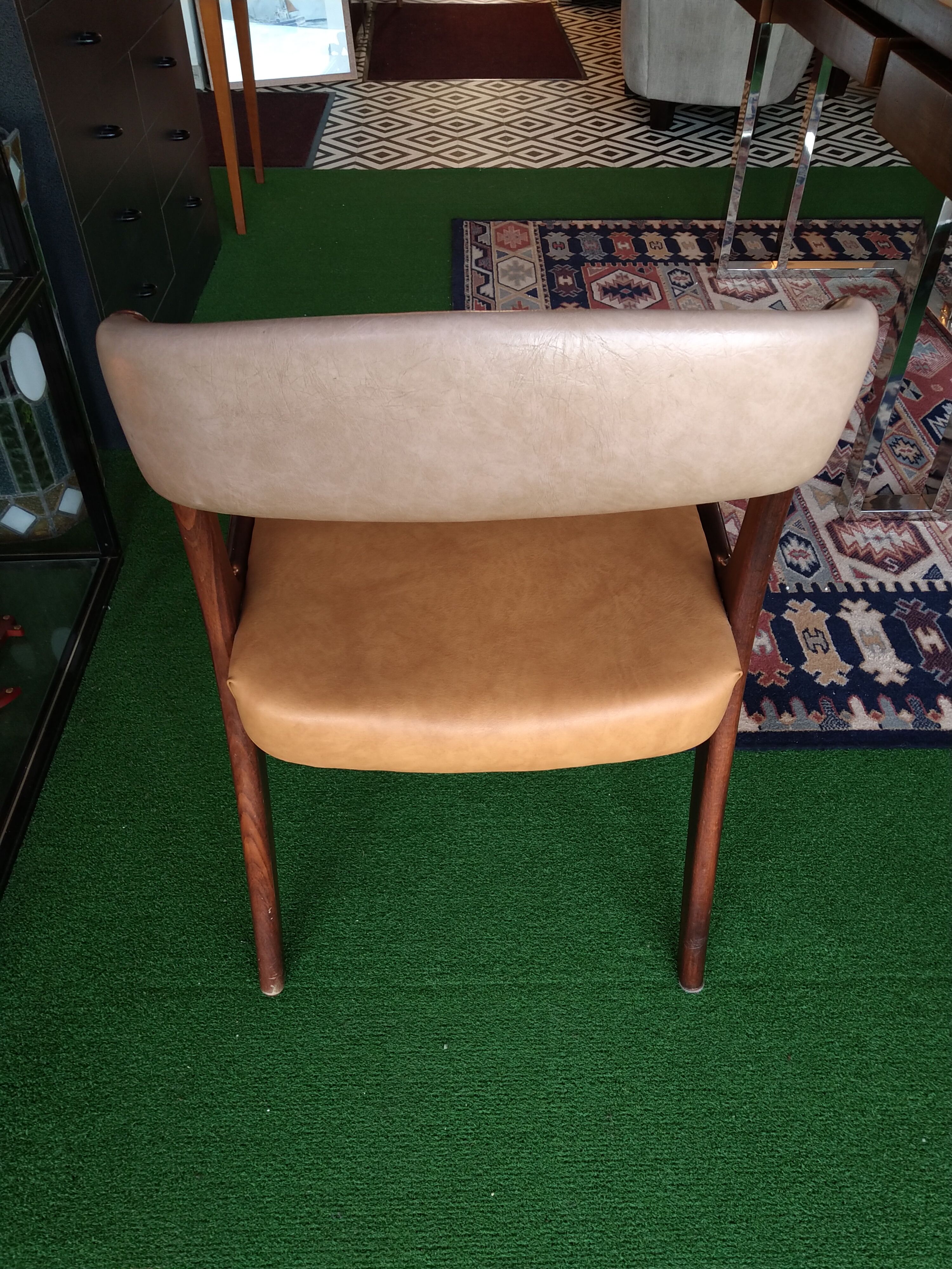 Lot de six chaises teck années 60