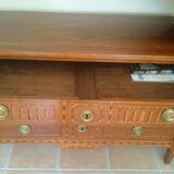 Chest of drawers in Walnut period Louis XVI