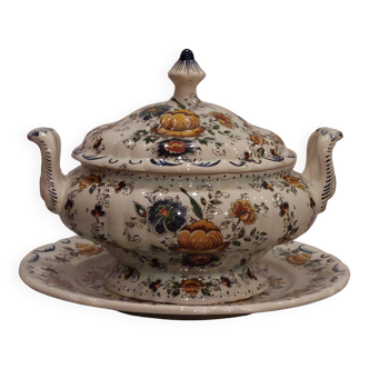 Rare - Earthenware soup tureen HB Quaregnon, floral decoration signed Hubert Becquet