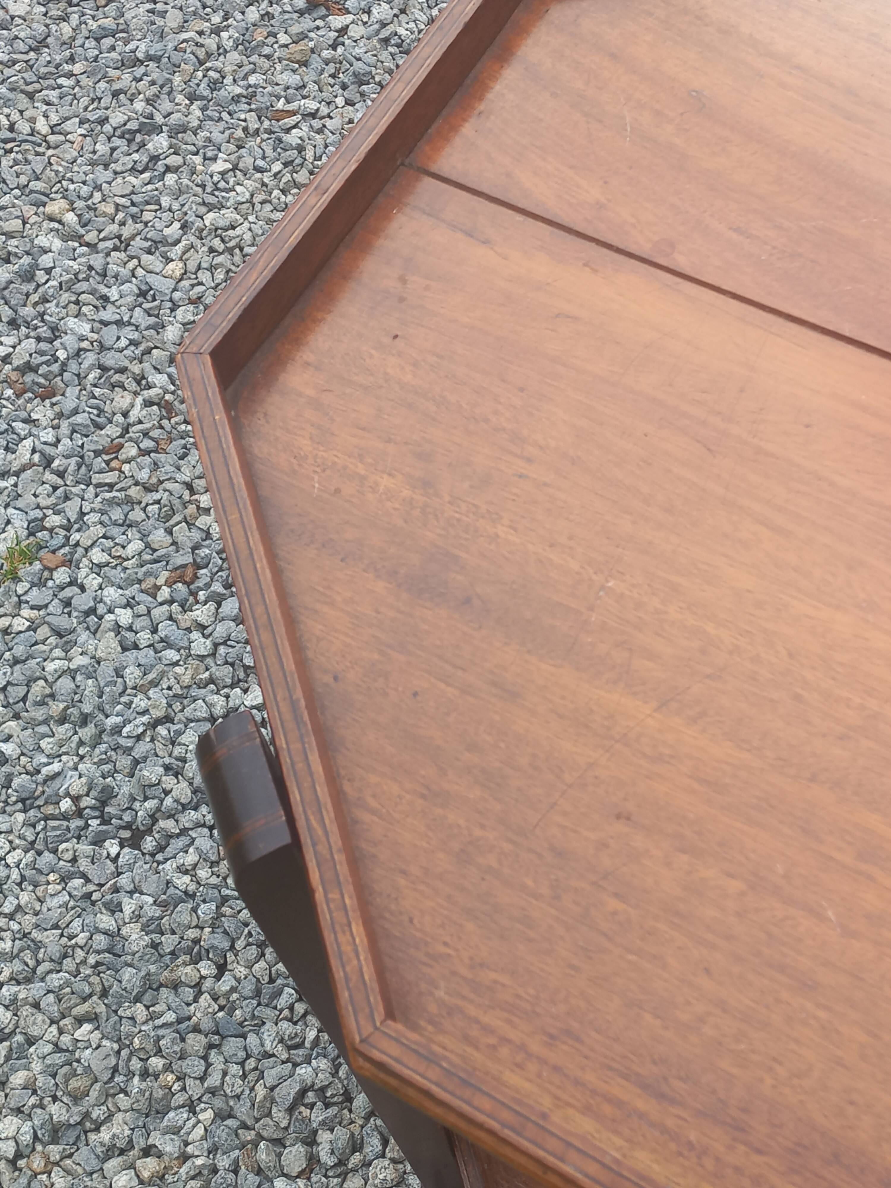 Art Deco folding side table in mahogany with double top marquetry.