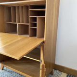 Secretary compass feet