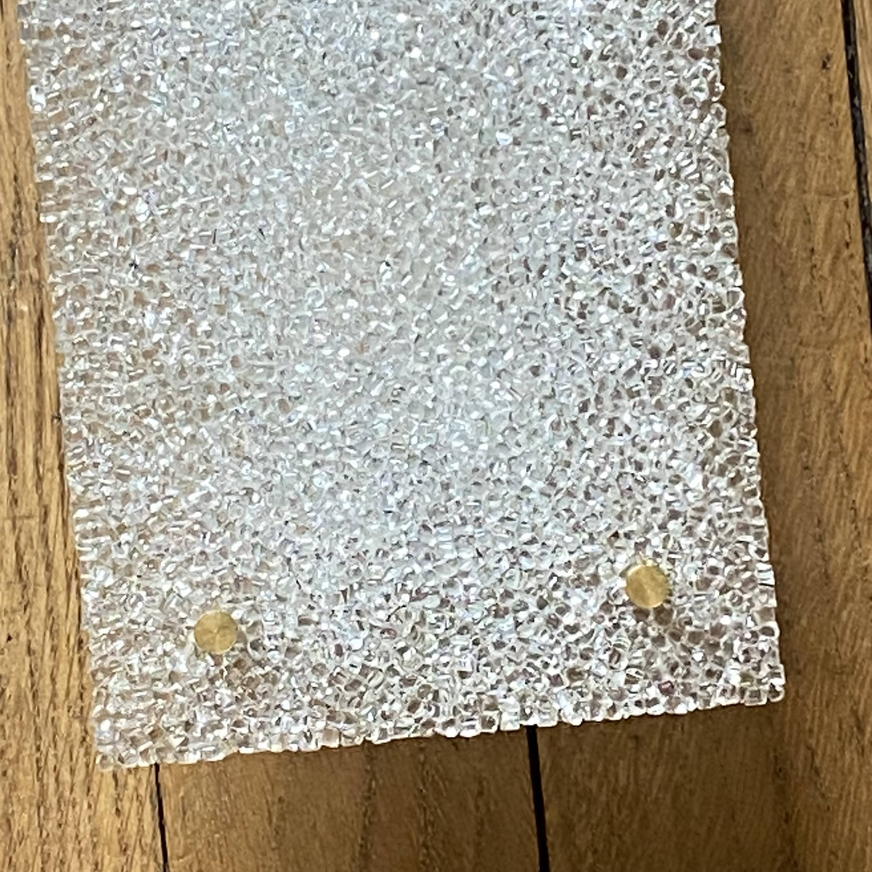 Minimalist applique design in Perplex 1970