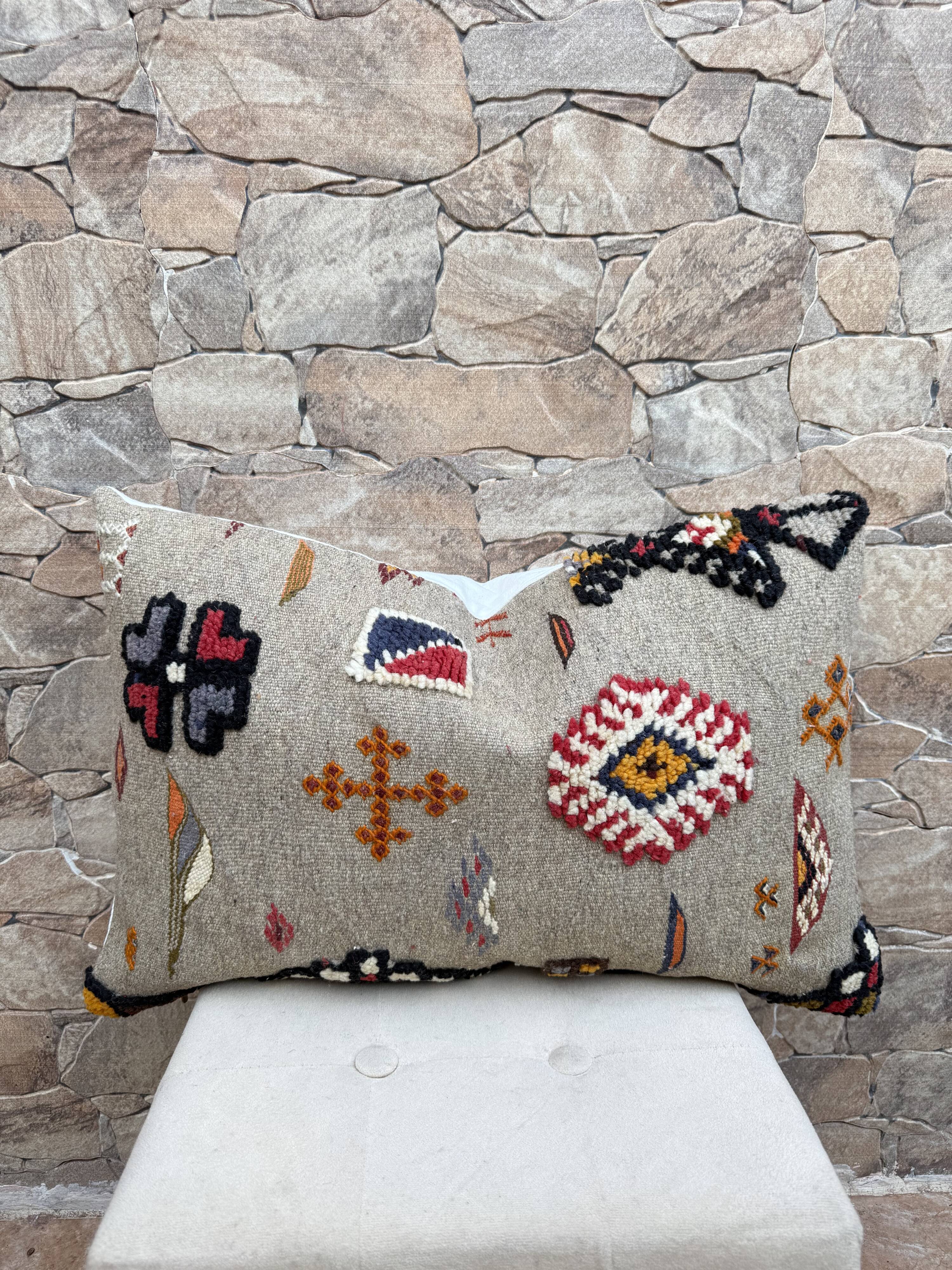 Housse de coussin faite main | Coussin Kilim bohème | Décoration berbère ma