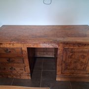 Bureau en loupe d orme