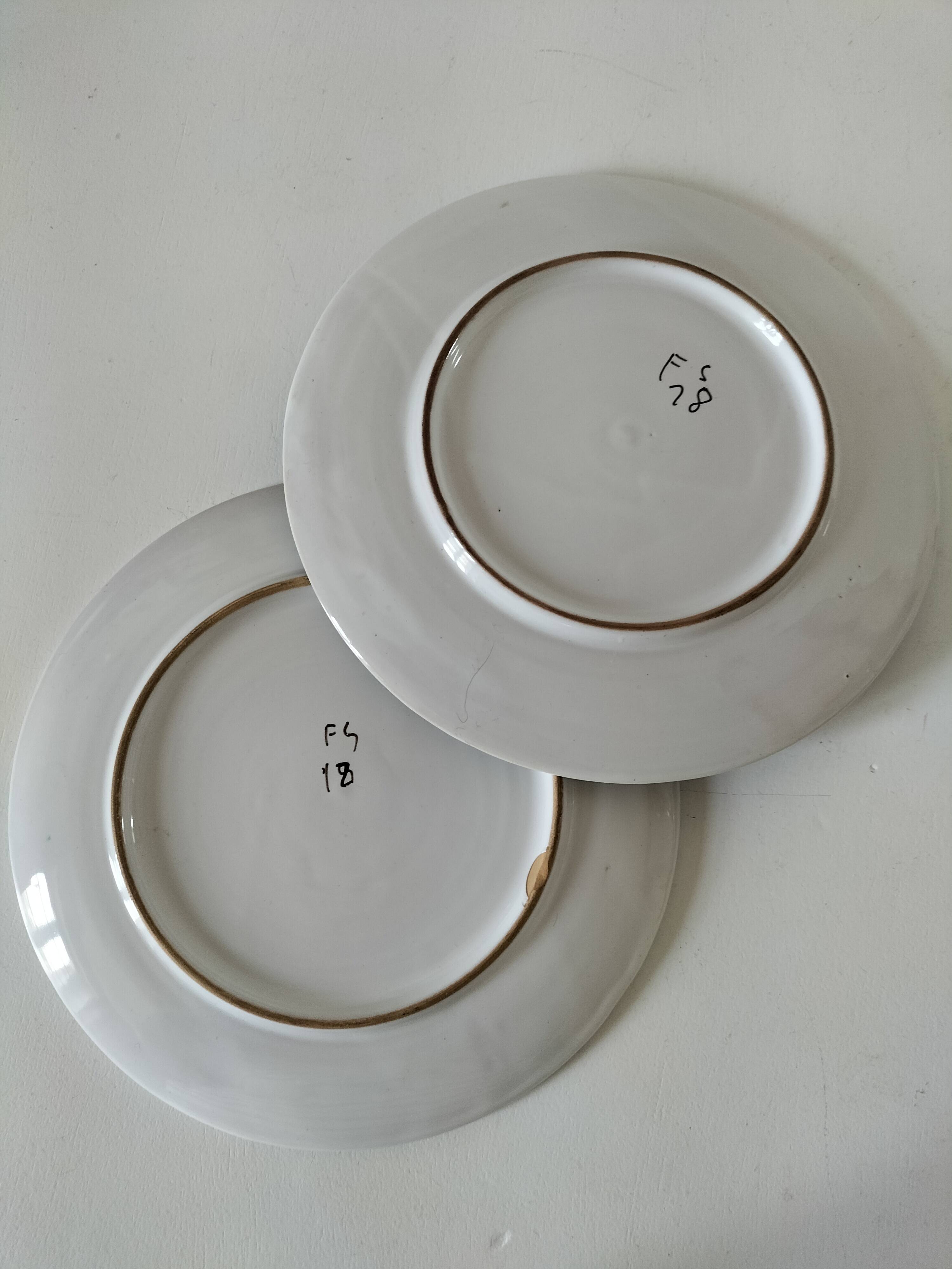 Duo d’assiettes Deruta Etrusca coq vert majolique italienne
