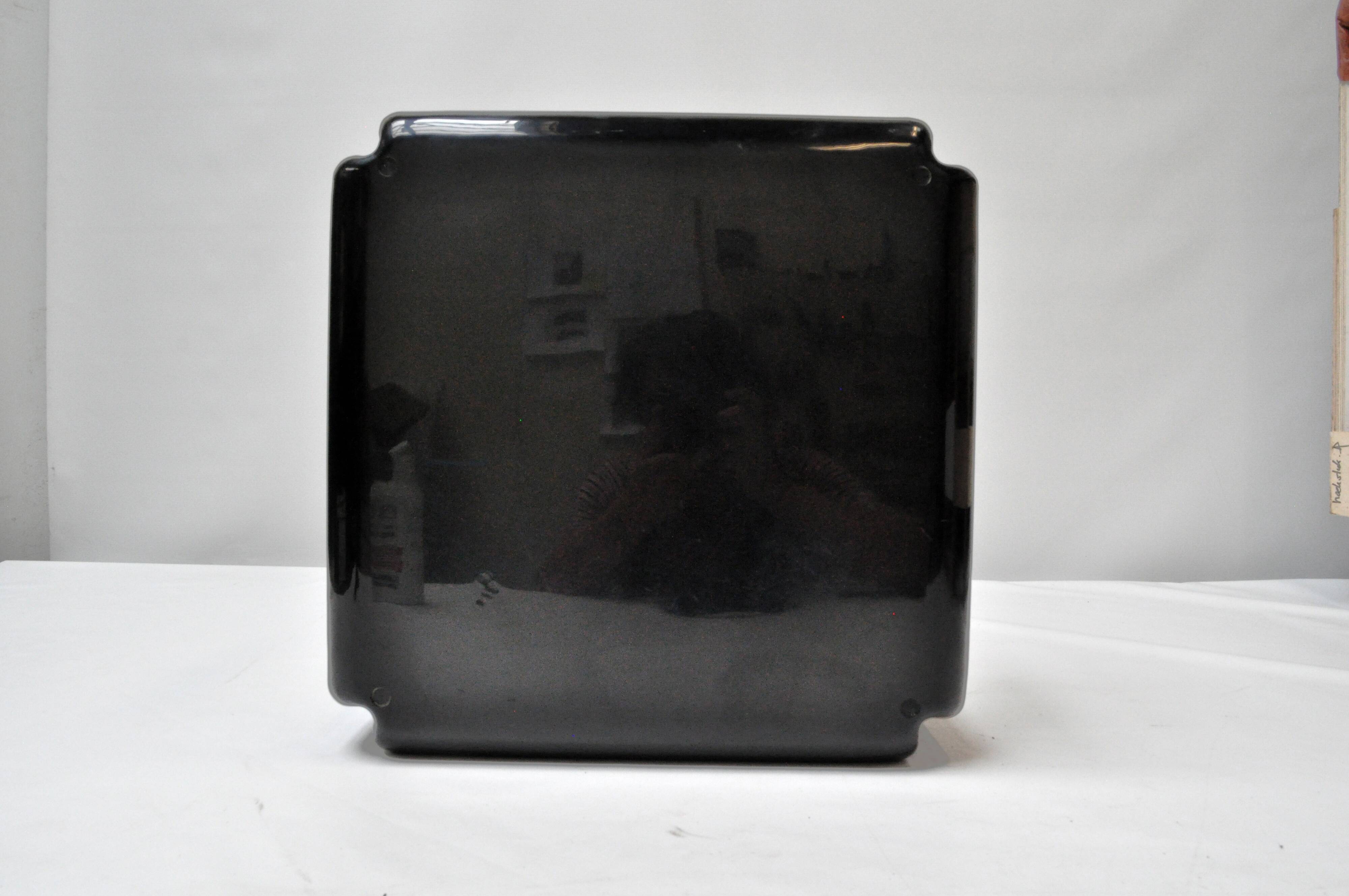 Vico Magistretti – "Elena" side table for PIN / Metra, Italy, 1970s