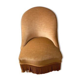 Nude pink toad chair