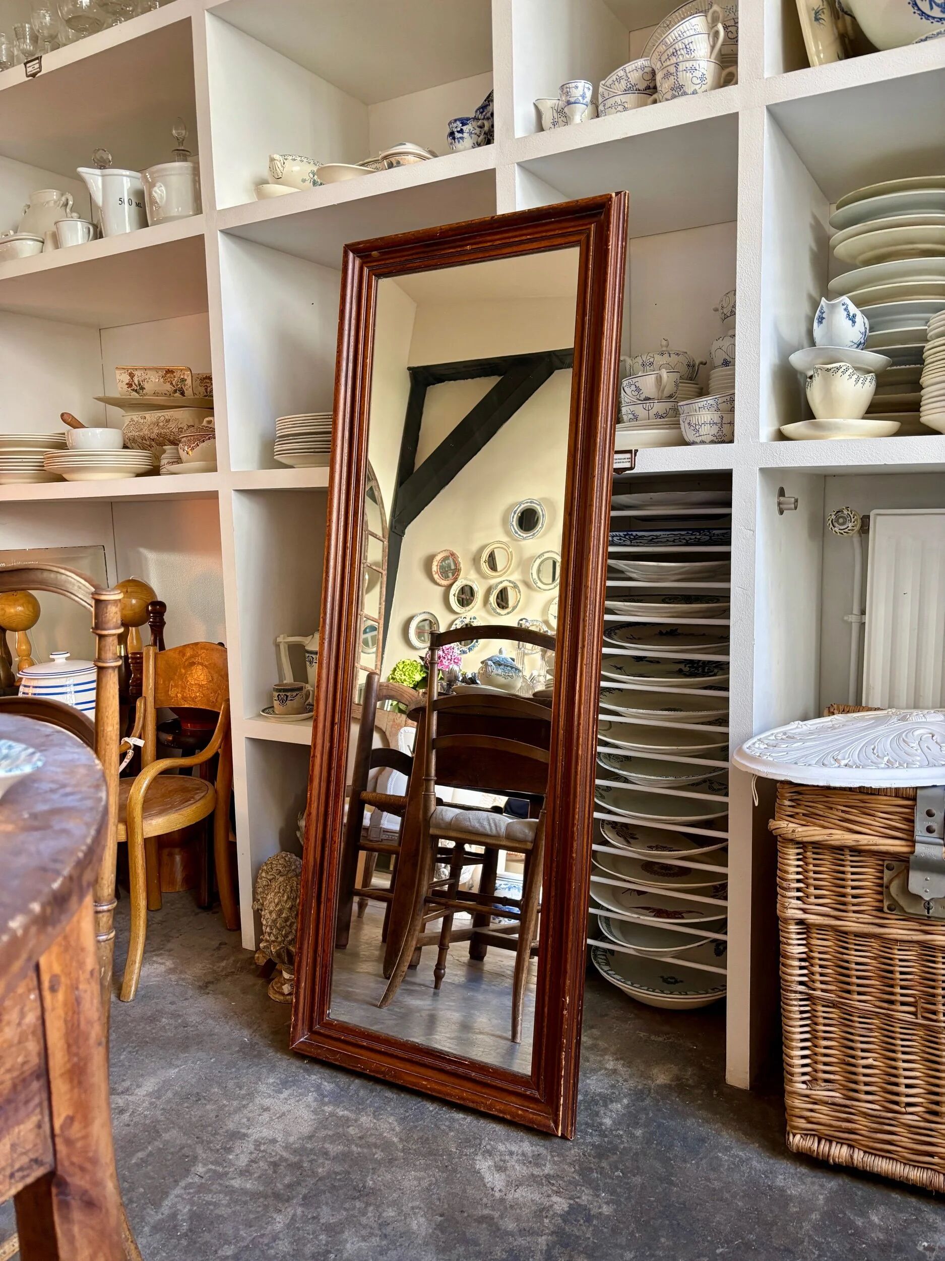 Rectangular mirror in dark wood 139 x 51 cm