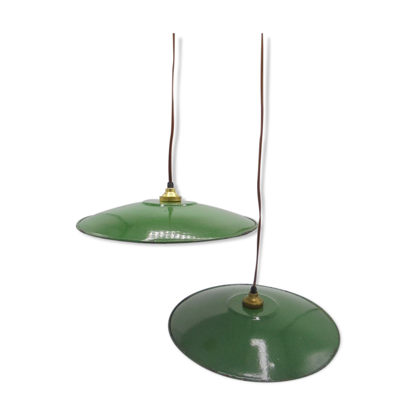 Pair suspensions in sheet metal elmaillee