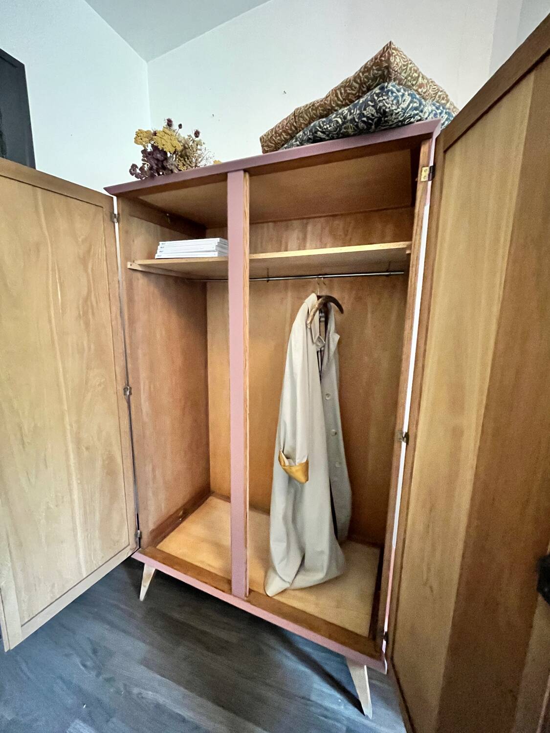 Wardrobe compass feet pink haberdashery