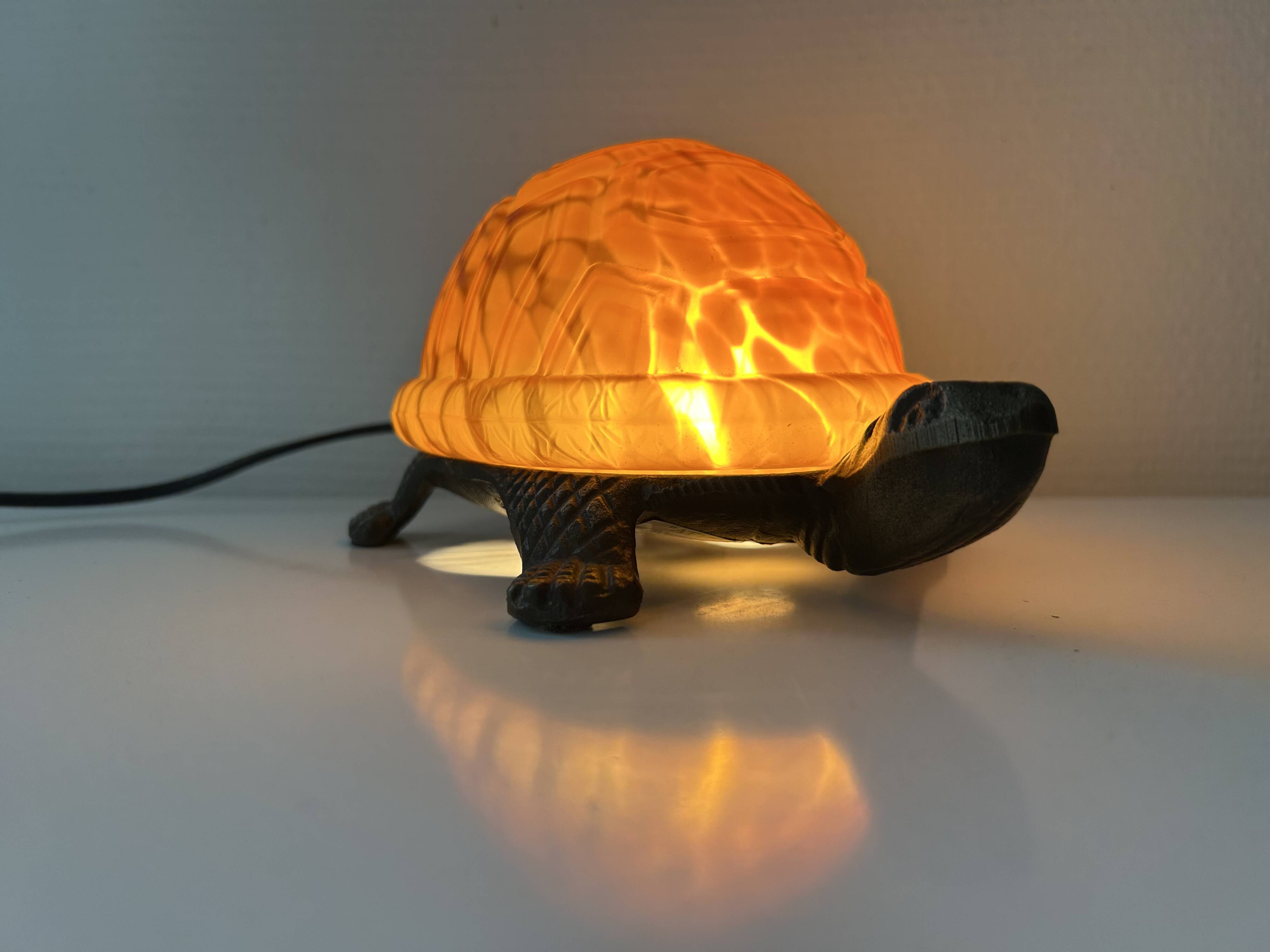 Lampe tortue bronze et pâte de verre
