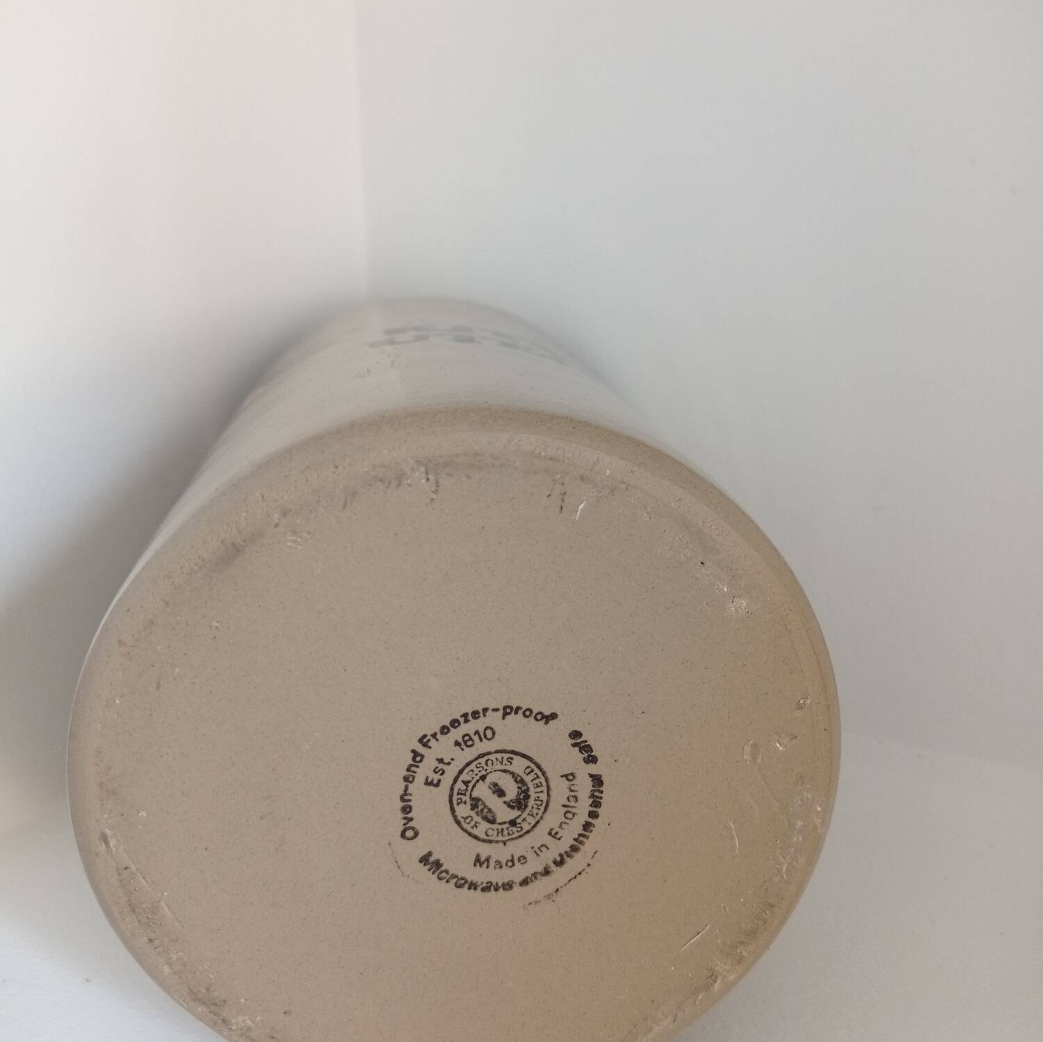 Stoneware utensil pot