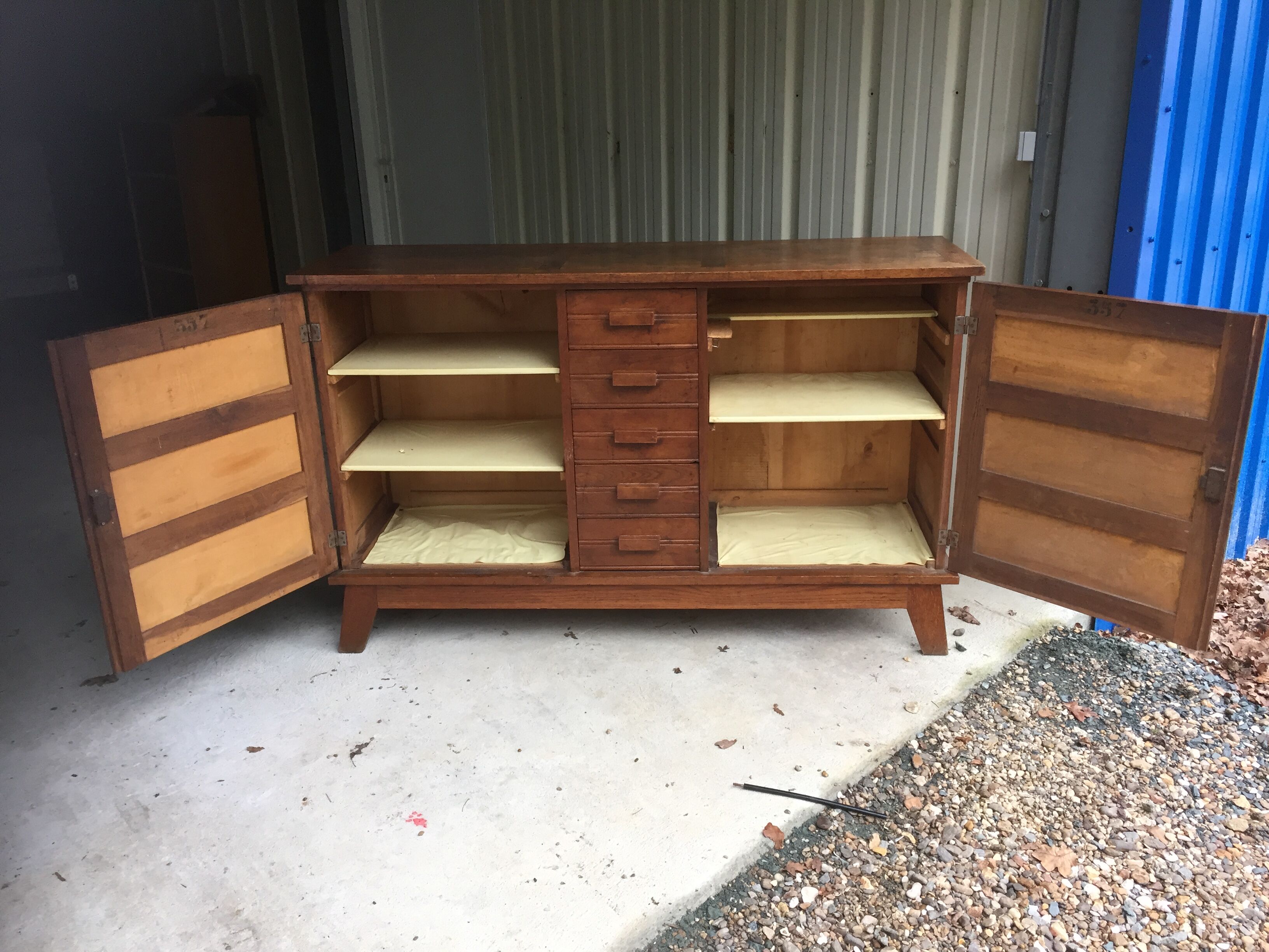 Vintage René Gabriel buffet in oak called disaster victims (reconstruction)