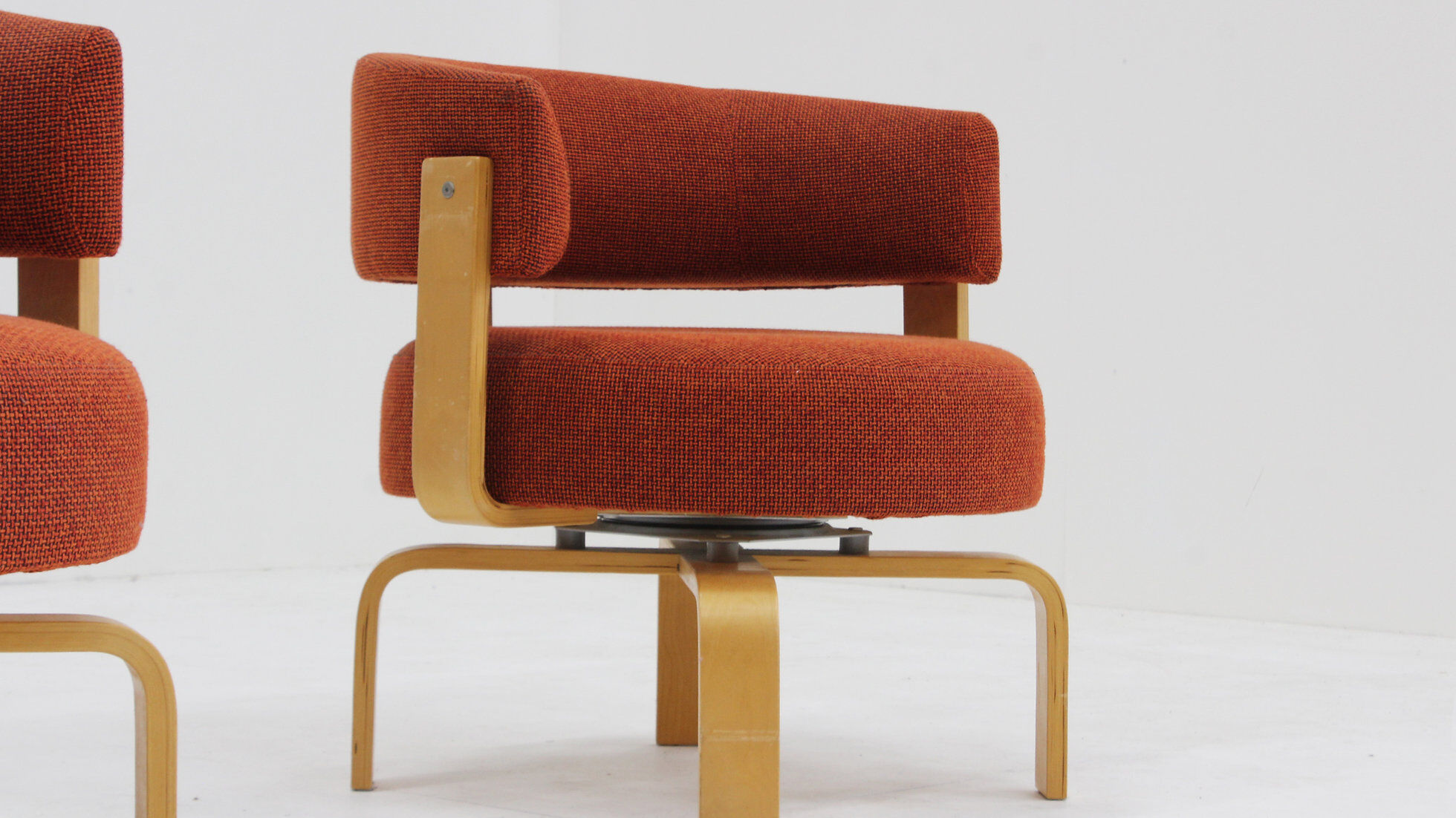 Set Fridene swivel armchairs by Carina Bengs for Ikea