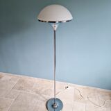 Lampadaire Moderniste en métal chromé et verre satiné blanc