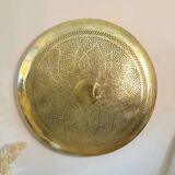 Large oriental wall lamp in hammered gold-plated perforated brass, 100 cm.