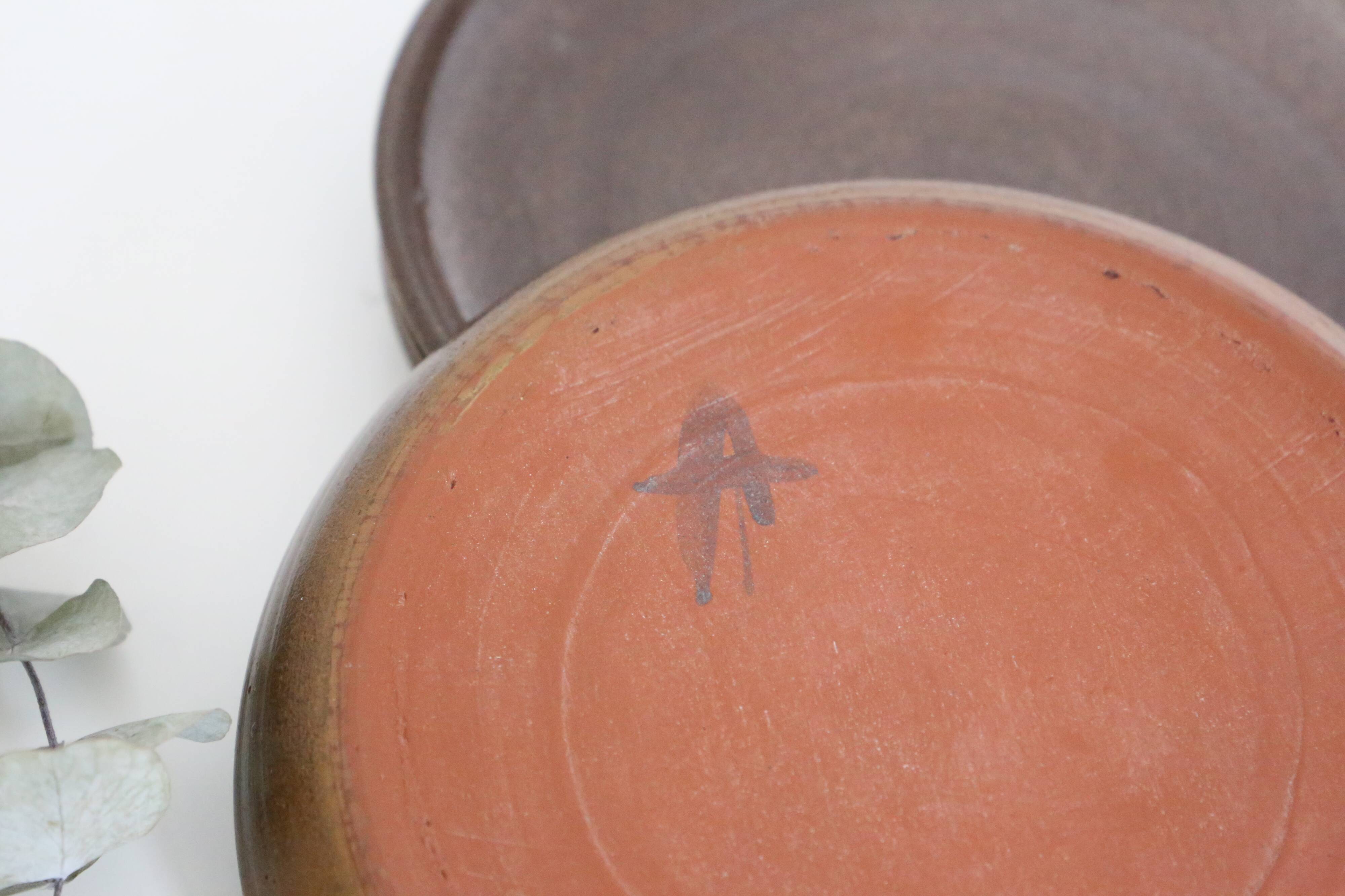 Flat plates x3, artisanal pottery, France