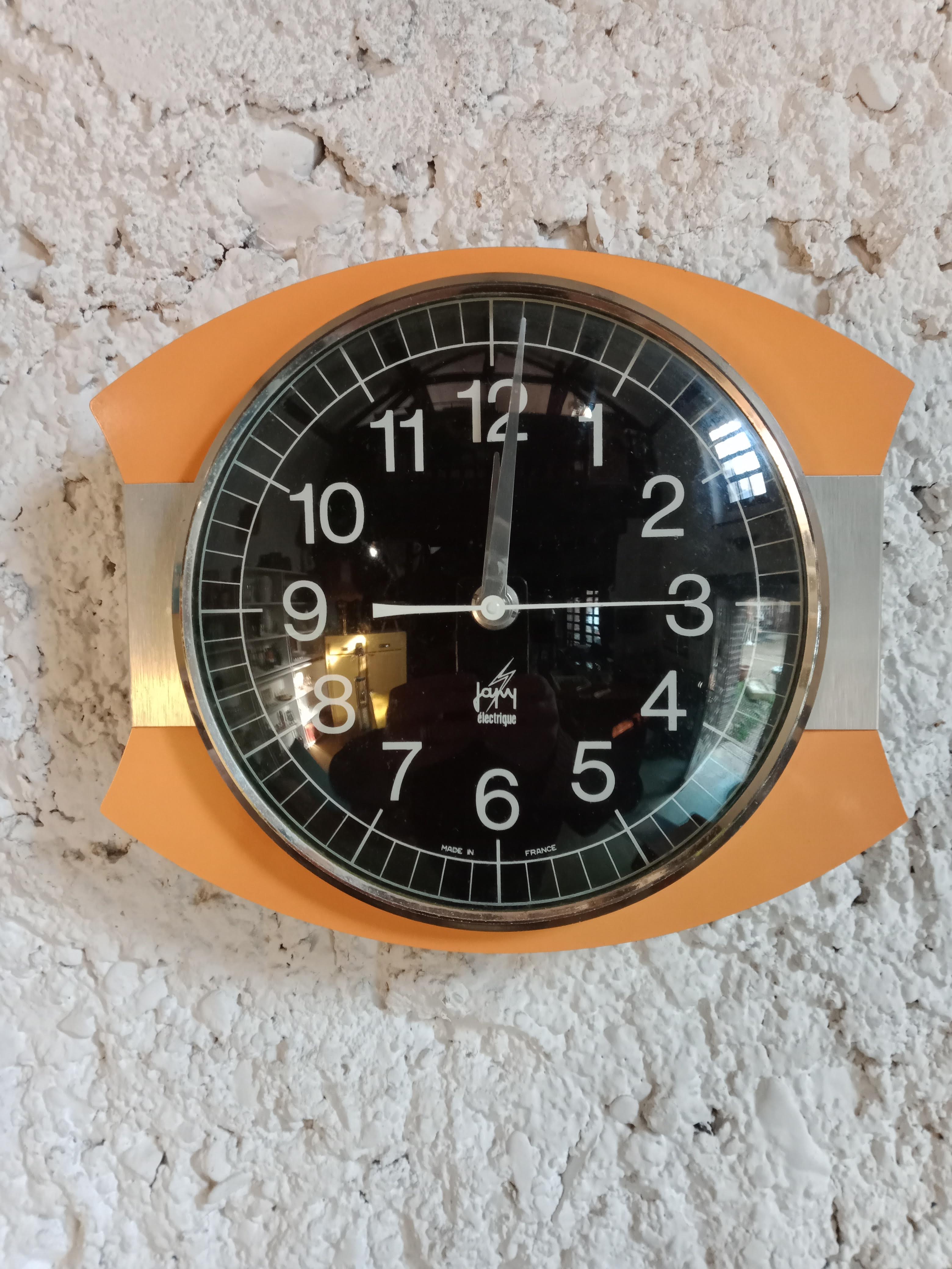 Yellow wall clock japy
