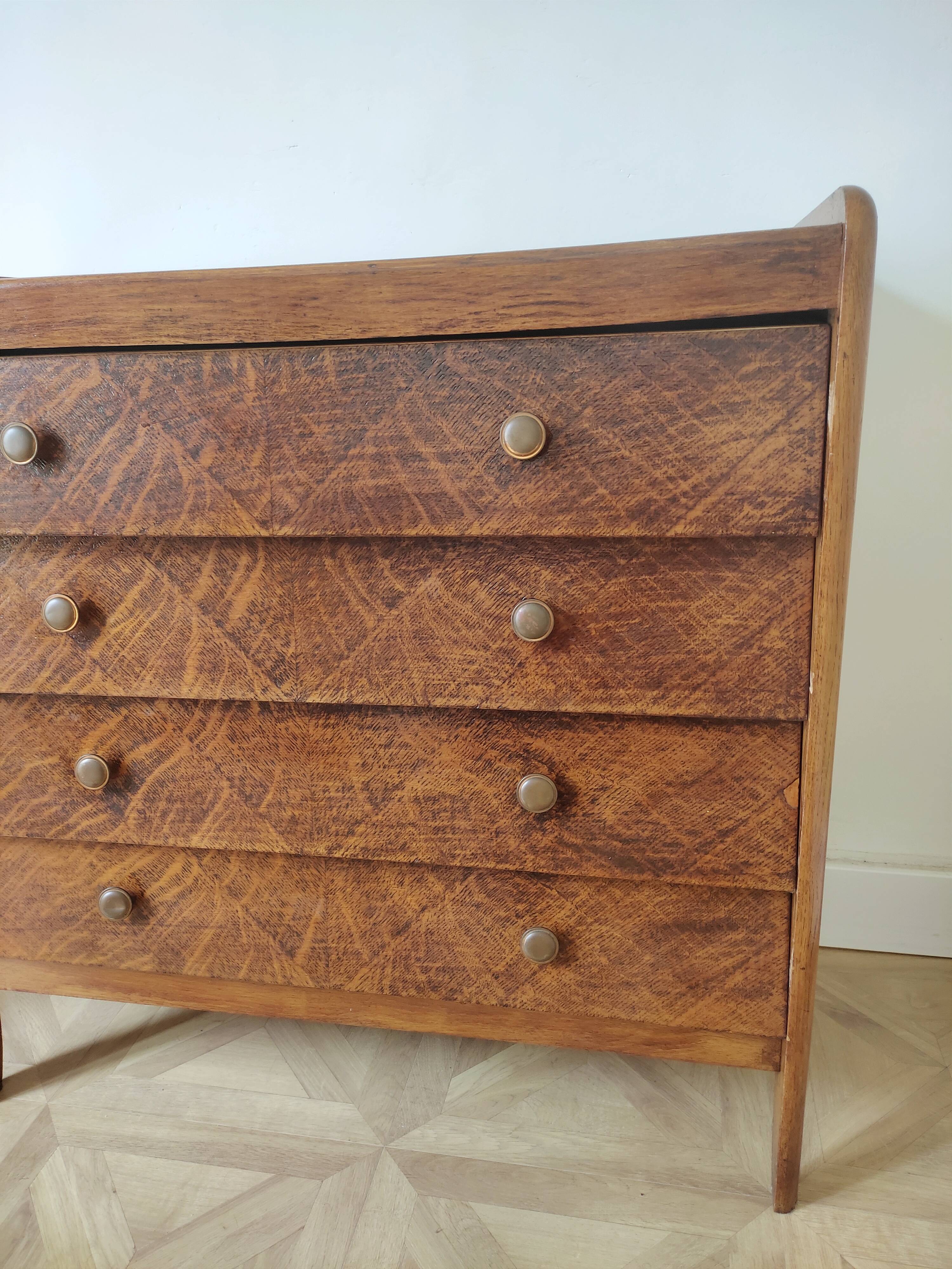Vintage chest of drawers