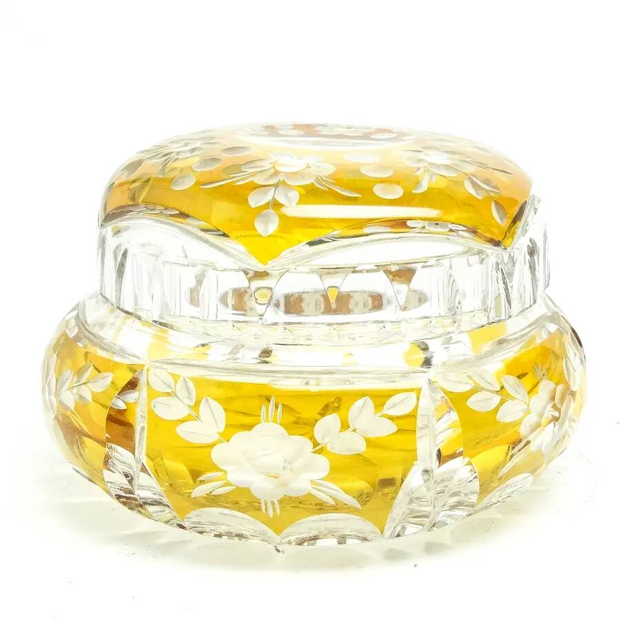 Bonbonnière Art Déco, en verre cristal, Julia Glassworks, Pologne, années 1960