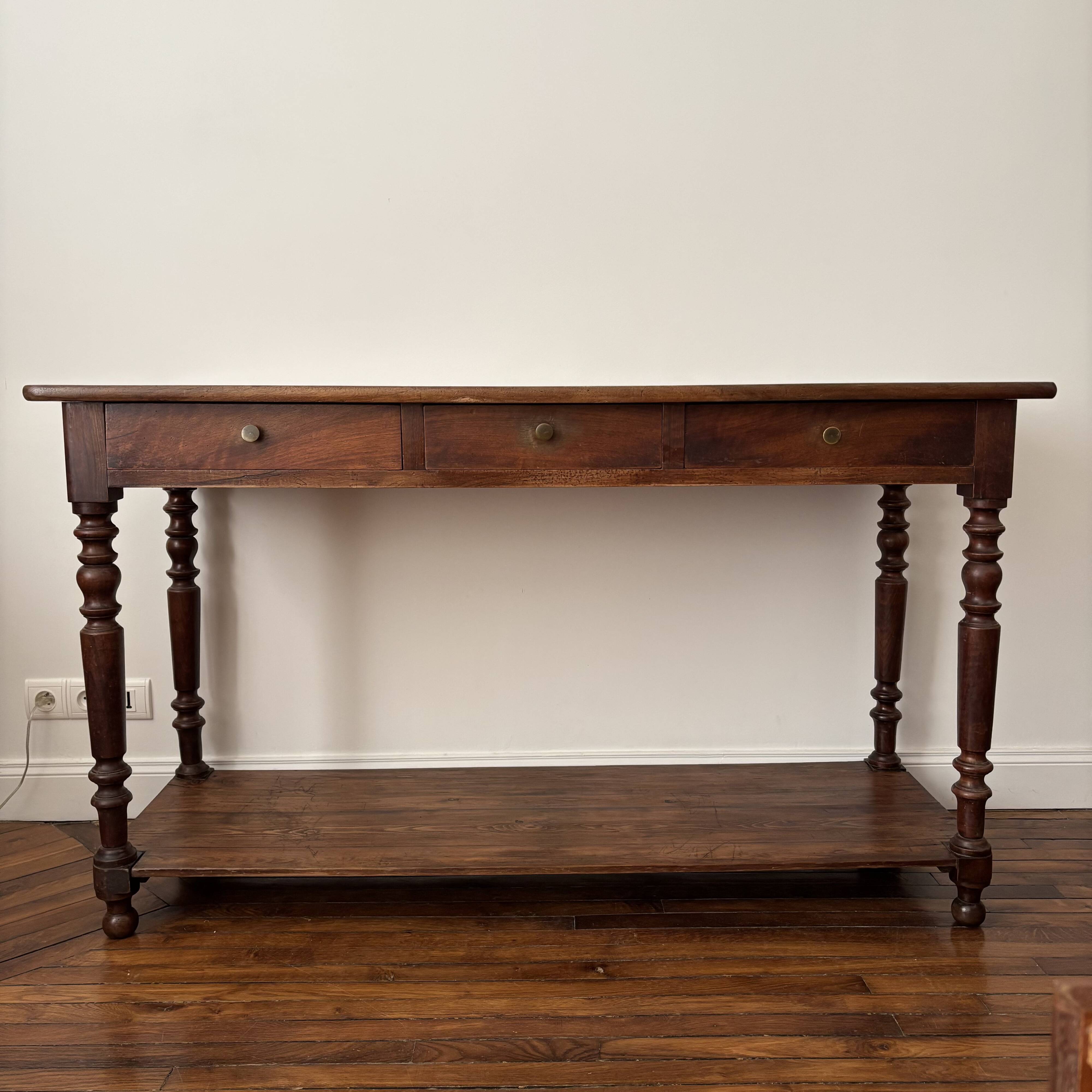Antique upholsterer's furniture