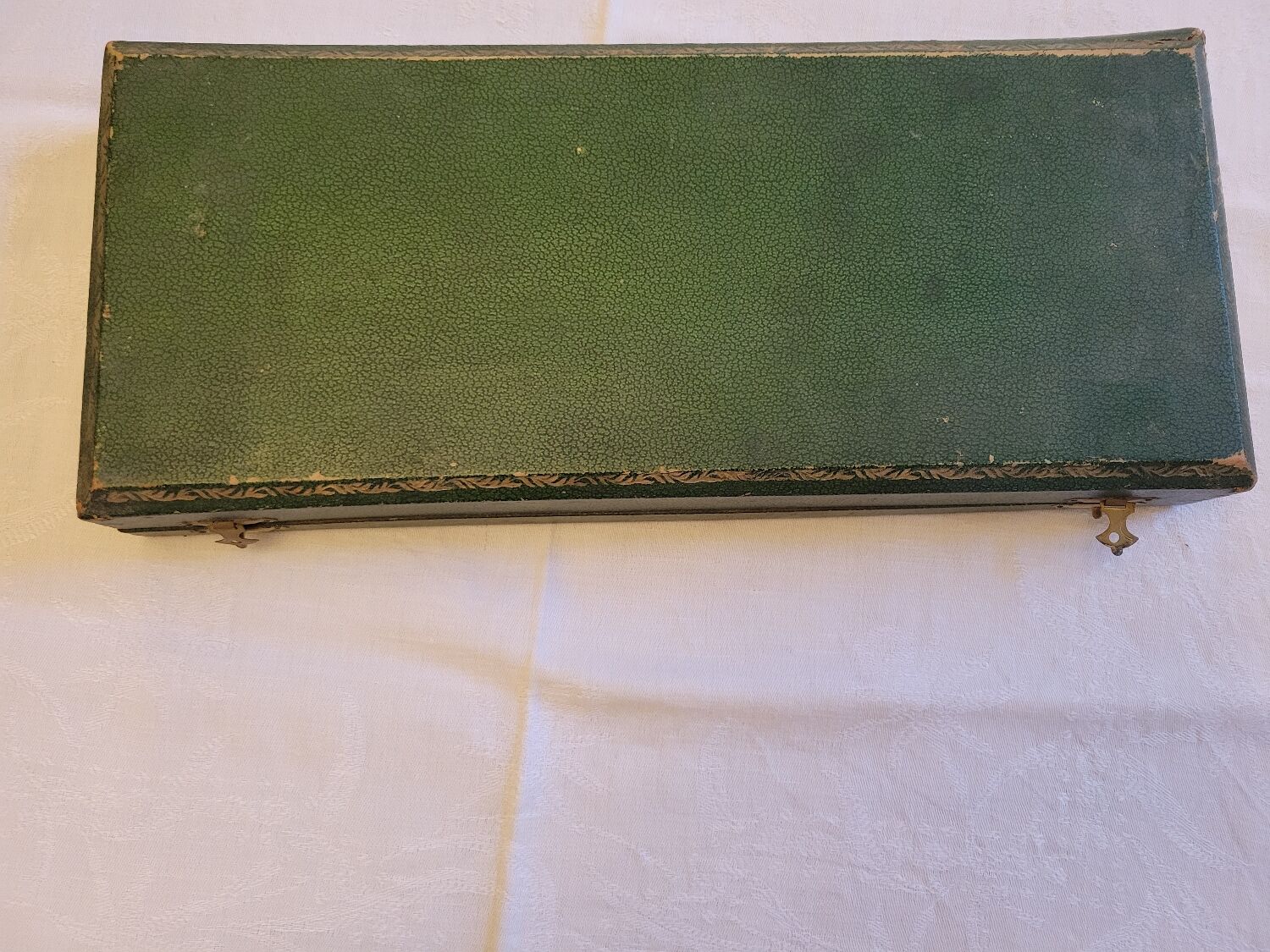 Ebony leg of lamb cutlery service, late 19th century