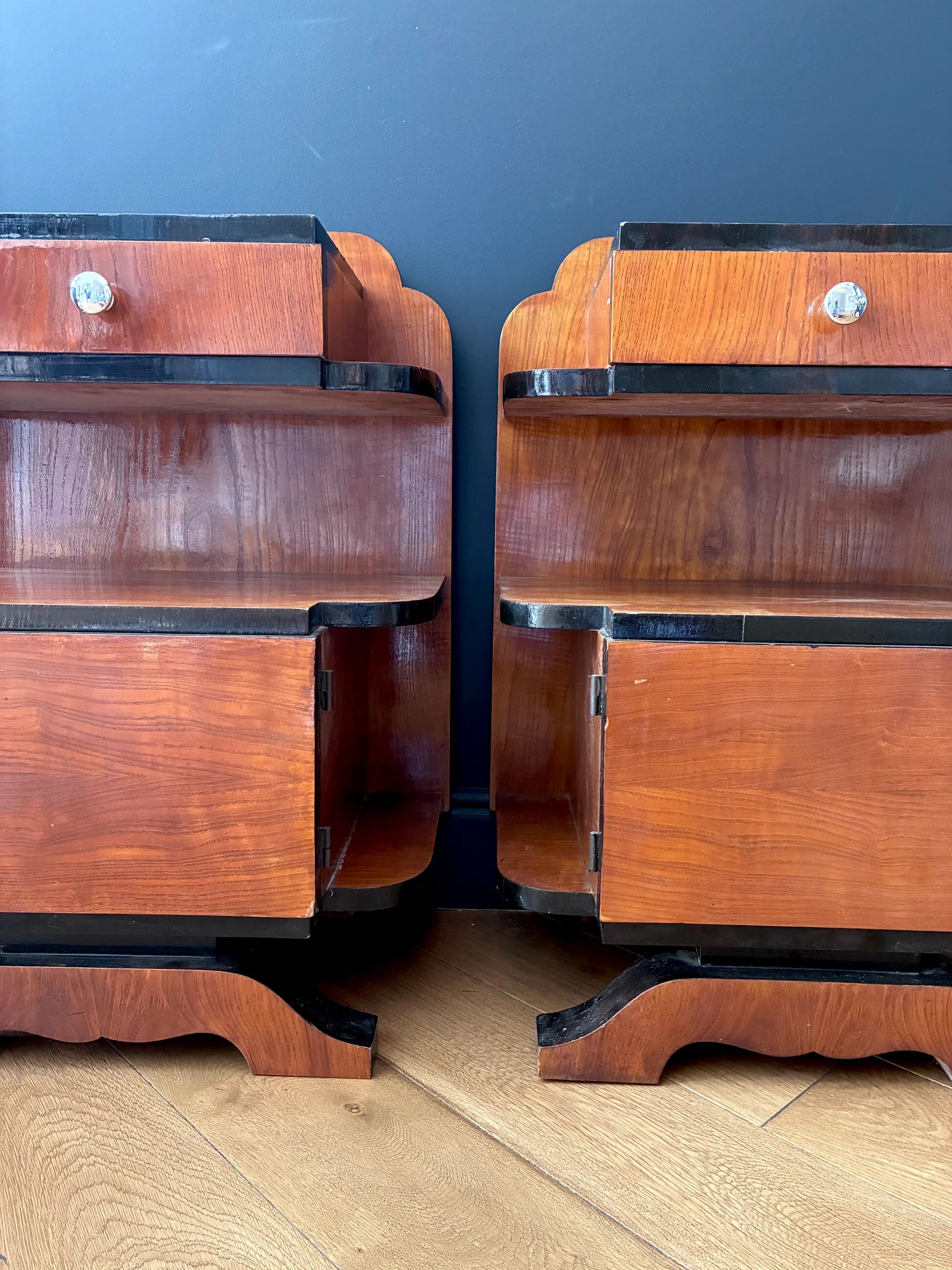 Pair of "Art Deco" bedside tables in wood - 1960.